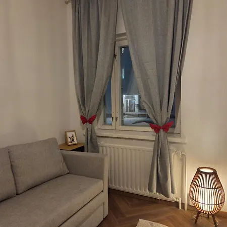 Luxury 3-bedroom For Up To 6 People In The Center Apartamento